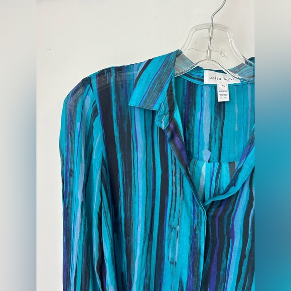 Bella Dahl Blue Striped Button up Blouse - Picture 4 of 5